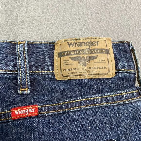 Wrangler Jeans Mens 38x29.5 Blue Denim Dark Wash Relaxed Boot Leg Retro Y2K - Picture 7 of 14